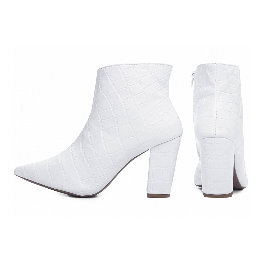 Bota Bico Fino Feminina